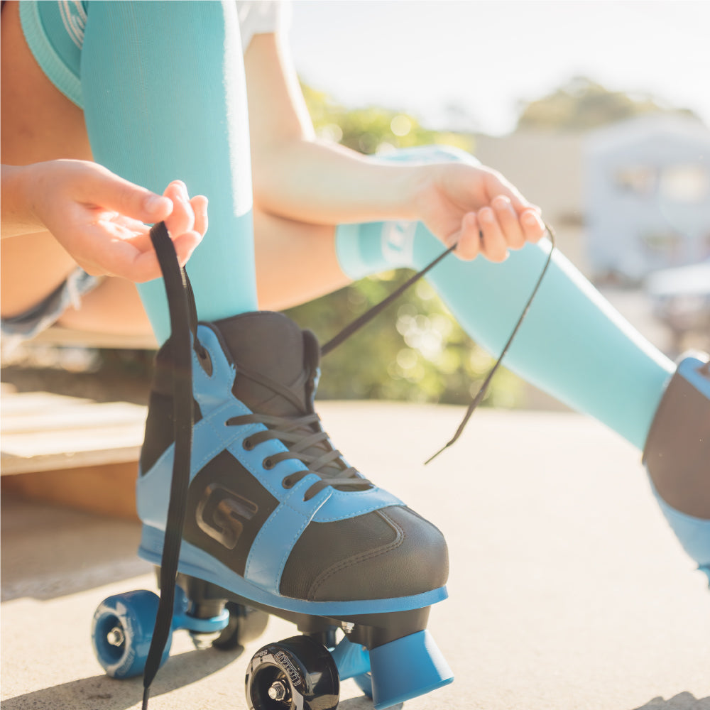 SK8 - Size Adjustable Hi-Top Roller Skates